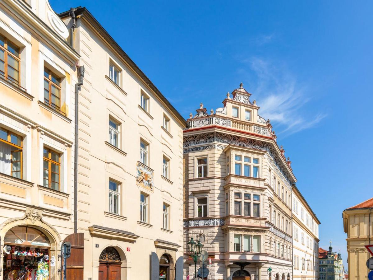 Apartment Nerudova By Interhome Прага Екстериор снимка
